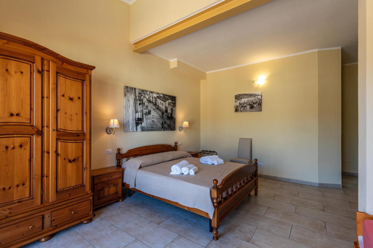Casa Tacconi Bed & Breakfast Villasimius Exterior photo